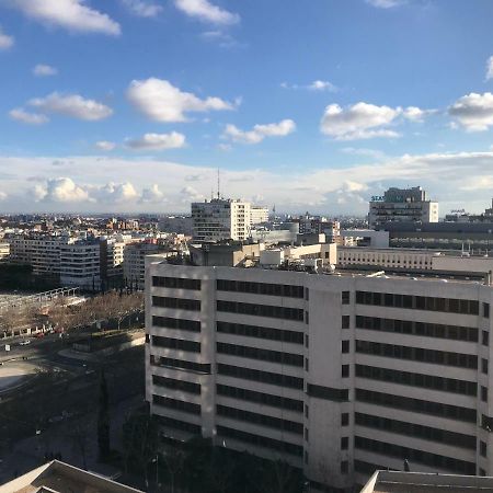 Nirvana Hotel Мадрид Екстериор снимка